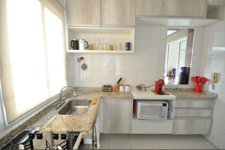 Apartamento à venda com 63m², 2 quartos e 1 vagaCozinha