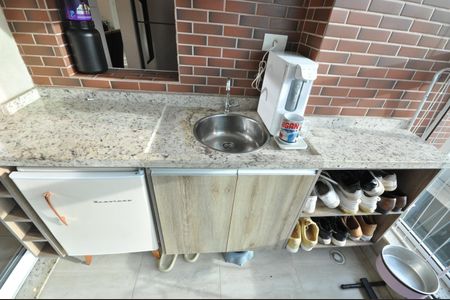 Apartamento à venda com 63m², 2 quartos e 1 vagaSacada da Sala