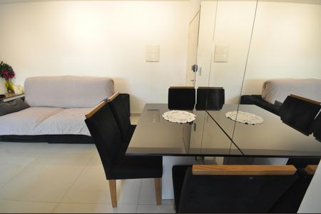 Apartamento à venda com 63m², 2 quartos e 1 vagaSala