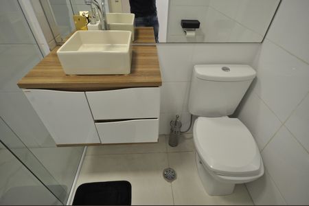 Apartamento à venda com 63m², 2 quartos e 1 vagaBanheiro Social