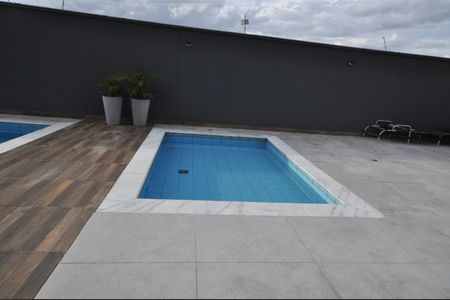 Apartamento à venda com 63m², 2 quartos e 1 vagaÁrea comum - Piscina