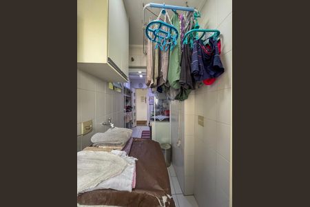 Apartamento à venda com 76m², 3 quartos e 2 vagas Apartamento à venda com 76m², 3 quartos e 2 vagasÁrea de Serviço