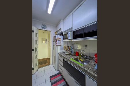 Apartamento à venda com 76m², 3 quartos e 2 vagas Apartamento à venda com 76m², 3 quartos e 2 vagasCozinha