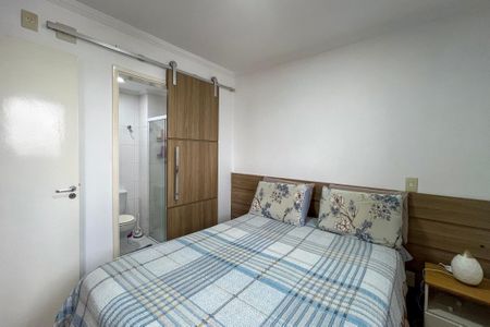 Apartamento à venda com 76m², 3 quartos e 2 vagas Apartamento à venda com 76m², 3 quartos e 2 vagasSuite