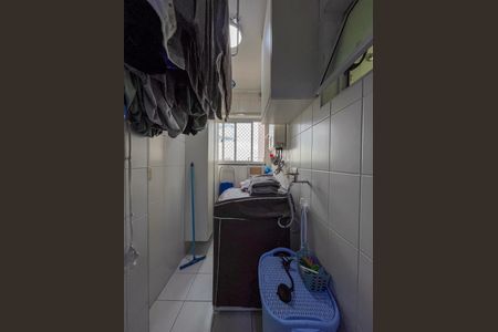 Apartamento à venda com 76m², 3 quartos e 2 vagas Apartamento à venda com 76m², 3 quartos e 2 vagasÁrea de Serviço
