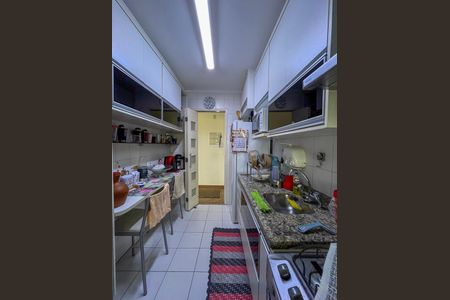 Apartamento à venda com 76m², 3 quartos e 2 vagas Apartamento à venda com 76m², 3 quartos e 2 vagasCozinha