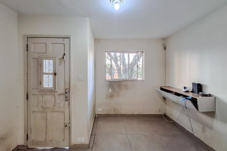 Casa à venda com 53m², 2 quartos e sem vaga Casa à venda com 53m², 2 quartos e sem vagaSala