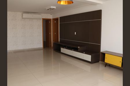Apartamento para alugar com 121m², 3 quartos e 2 vagasSala