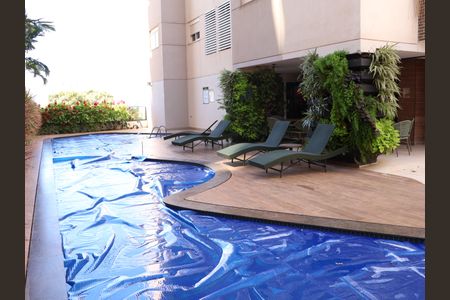 Apartamento para alugar com 121m², 3 quartos e 2 vagasÁrea comum - Piscina