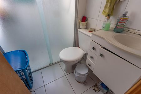 Apartamento à venda com 68m², 2 quartos e 1 vaga Apartamento à venda com 68m², 2 quartos e 1 vagaBanheiro