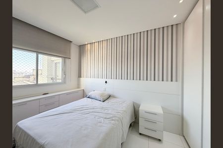 Apartamento à venda com 180m², 4 quartos e 3 vagasQuarto 4