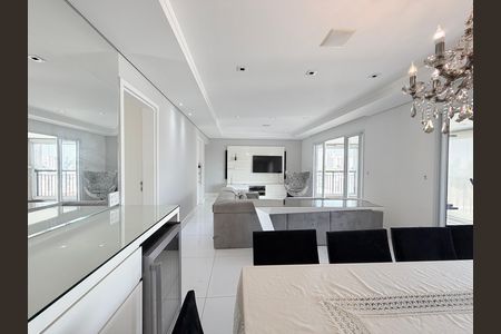 Apartamento à venda com 180m², 4 quartos e 3 vagasSala