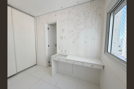 Apartamento à venda com 180m², 4 quartos e 3 vagasSuíte 2