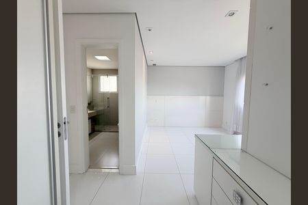 Apartamento à venda com 180m², 4 quartos e 3 vagasSuíte 1