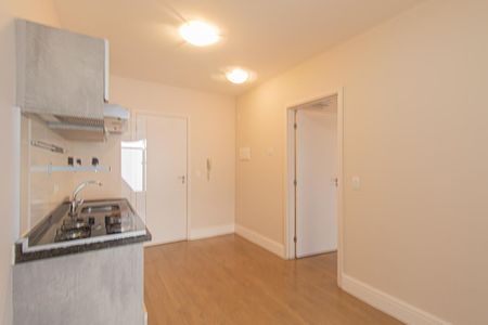 Sala/Cozinha de apartamento para alugar com 1 quarto, 42m² em Rebouças, Curitiba