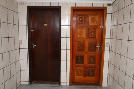 Apartamento para alugar com 42m², 2 quartos e 1 vagaÁrea comum - Saguão do andar