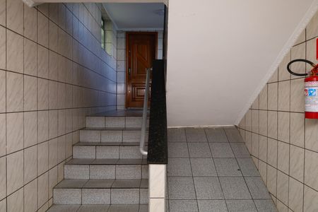 Apartamento para alugar com 42m², 2 quartos e 1 vagaÁrea comum - Saguão do prédio
