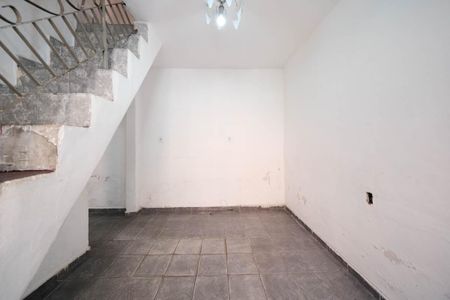 Sala de casa para alugar com 3 quartos, 140m² em Jardim Keralux, São Paulo