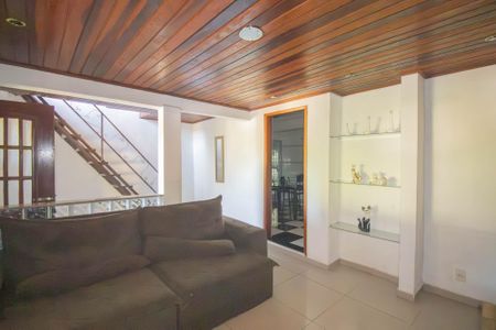 Casa para alugar com 90m², 2 quartos e sem vagaSala