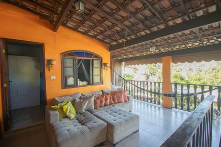 Casa para alugar com 90m², 2 quartos e sem vagaVaranda