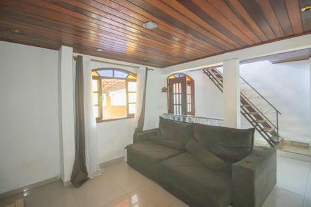 Casa para alugar com 90m², 2 quartos e sem vagaSala