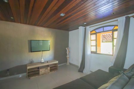 Sala de casa para alugar com 2 quartos, 90m² em Santa Catarina, São Gonçalo