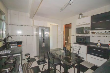 Casa para alugar com 90m², 2 quartos e sem vagaCozinha