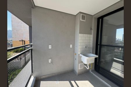 Apartamento à venda com 38m², 2 quartos e 1 vaga Apartamento à venda com 38m², 2 quartos e 1 vagaSacada