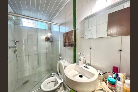 Casa à venda com 320m², 3 quartos e 3 vagas Casa à venda com 320m², 3 quartos e 3 vagasBanheiro da Suíte