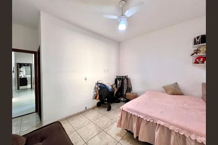 Casa à venda com 320m², 3 quartos e 3 vagas Casa à venda com 320m², 3 quartos e 3 vagasQuarto Suíte