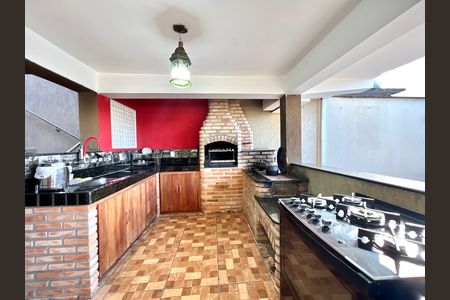 Casa à venda com 320m², 3 quartos e 3 vagas Casa à venda com 320m², 3 quartos e 3 vagasÁrea gourmet