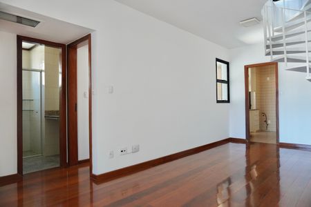 Apartamento para alugar com 2 quartos, 150m² em Santo Antônio, Belo Horizonte