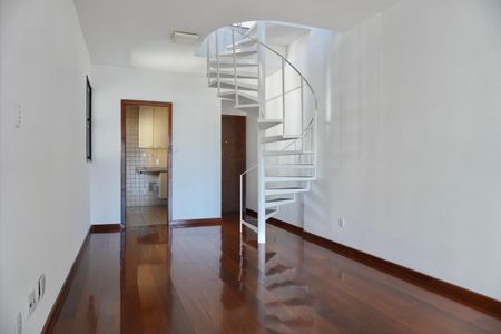 Apartamento para alugar com 2 quartos, 150m² em Santo Antônio, Belo Horizonte