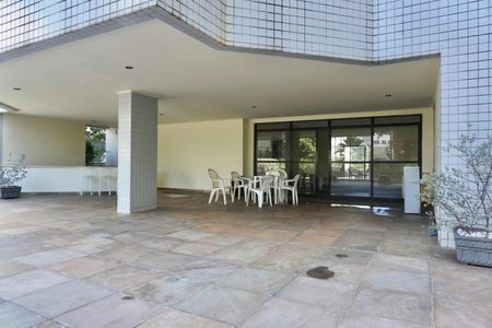 Apartamento para alugar com 150m², 2 quartos e 1 vaga