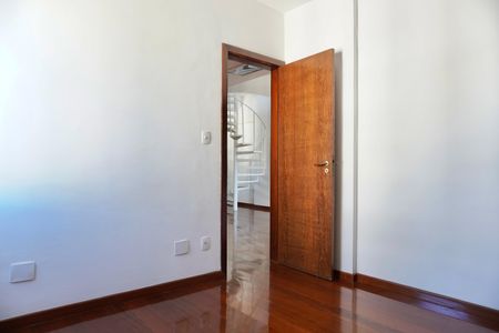 Apartamento para alugar com 150m², 2 quartos e 1 vaga