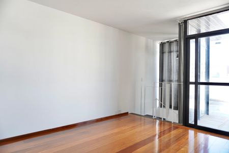 Apartamento para alugar com 150m², 2 quartos e 1 vaga