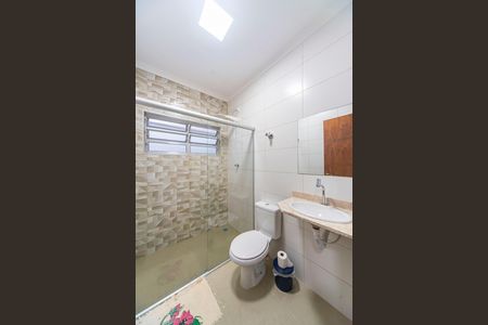 Casa à venda com 104m², 3 quartos e 2 vagas Casa à venda com 104m², 3 quartos e 2 vagasBanheiro