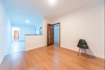 Casa à venda com 104m², 3 quartos e 2 vagas Casa à venda com 104m², 3 quartos e 2 vagasSala