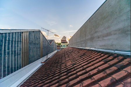 Casa à venda com 104m², 3 quartos e 2 vagas Casa à venda com 104m², 3 quartos e 2 vagasVista da Varanda e Área de Serviço