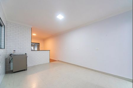Casa à venda com 104m², 3 quartos e 2 vagas Casa à venda com 104m², 3 quartos e 2 vagasCozinha