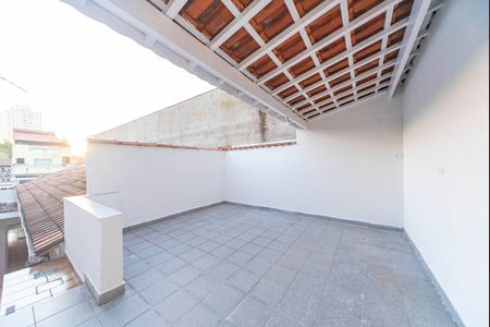 Casa à venda com 104m², 3 quartos e 2 vagas Casa à venda com 104m², 3 quartos e 2 vagasVaranda e Área de Serviço