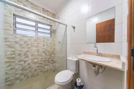 Casa à venda com 104m², 3 quartos e 2 vagas Casa à venda com 104m², 3 quartos e 2 vagasBanheiro