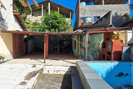 Casa para alugar com 200m², 4 quartos e 4 vagasQuintal