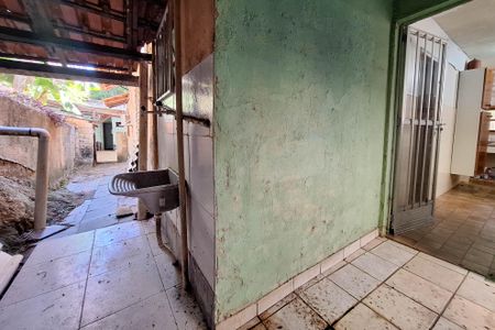 Casa para alugar com 200m², 4 quartos e 4 vagasQuintal