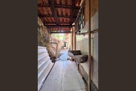 Casa para alugar com 200m², 4 quartos e 4 vagasQuintal