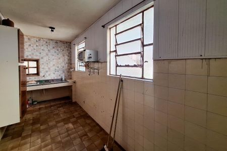 Casa para alugar com 200m², 4 quartos e 4 vagasCozinha