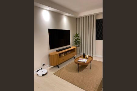 Sala de apartamento para alugar com 3 quartos, 92m² em Indianópolis, São Paulo