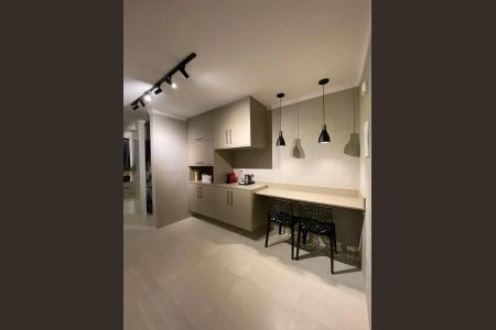Cozinha de apartamento para alugar com 3 quartos, 92m² em Indianópolis, São Paulo