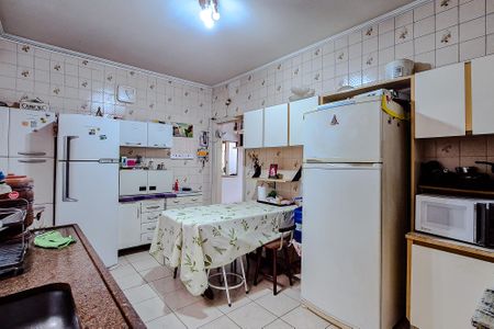 Casa à venda com 80m², 2 quartos e sem vaga Casa à venda com 80m², 2 quartos e sem vagaCozinha