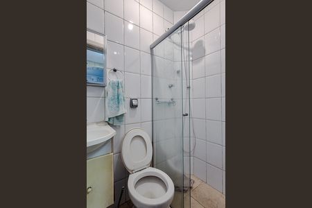 Casa à venda com 80m², 2 quartos e sem vaga Casa à venda com 80m², 2 quartos e sem vagaBanheiro de serviço